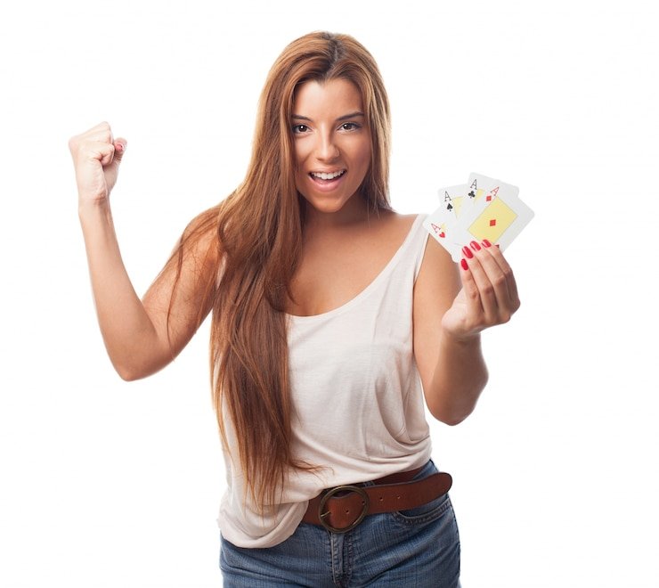 Studio gaming slot dewa99 dengan multiple camera feeds menampilkan dealer profesional dan set roulette live